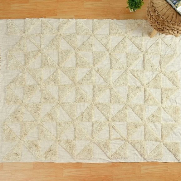 Triangle square throw tassles, cotton, off-white, 60x50 inches - Picture 4 of 7